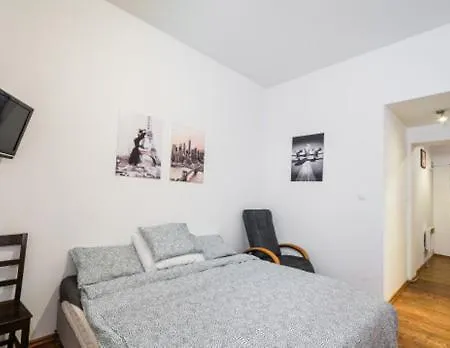 Apartament Diego 10 *